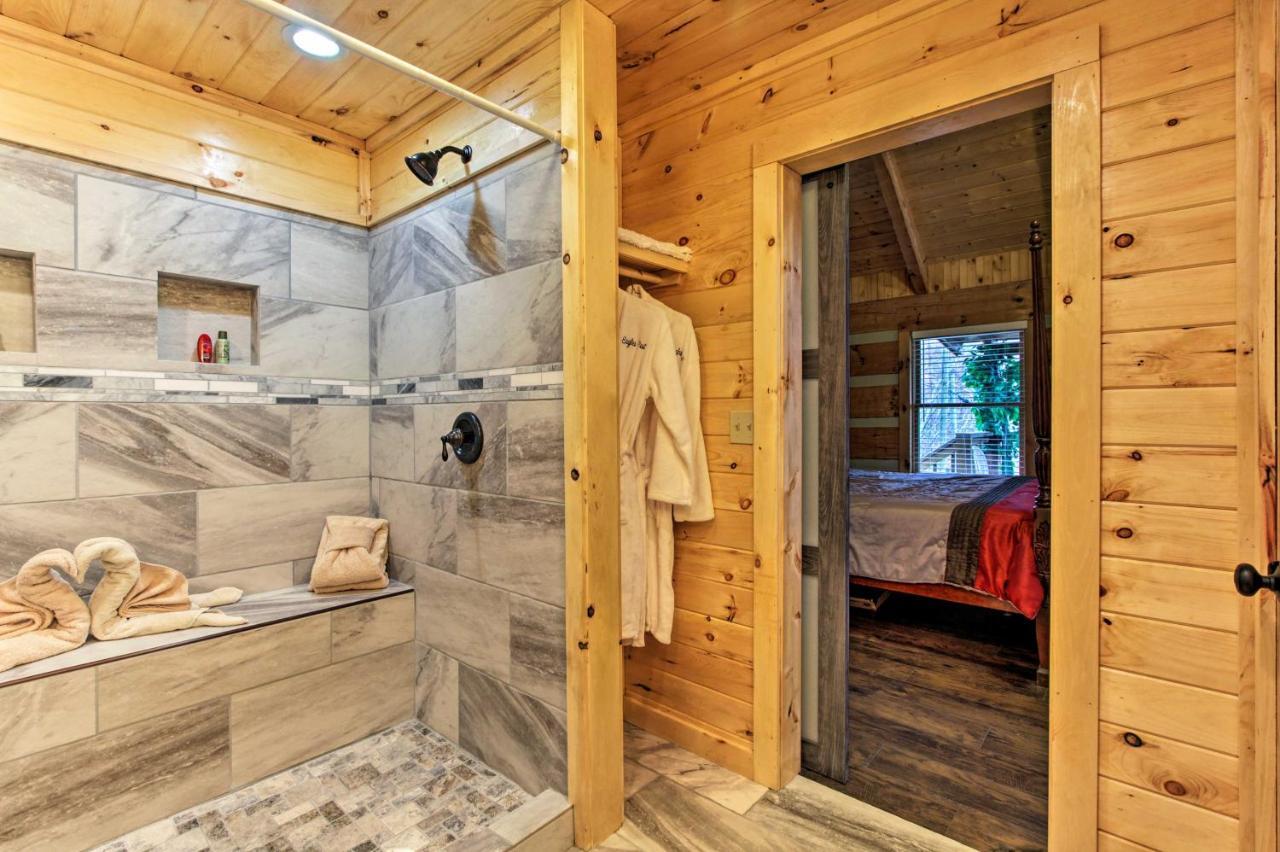 Sevierville Cabin With Private Hot Tub And Fireplace! Bagian luar foto