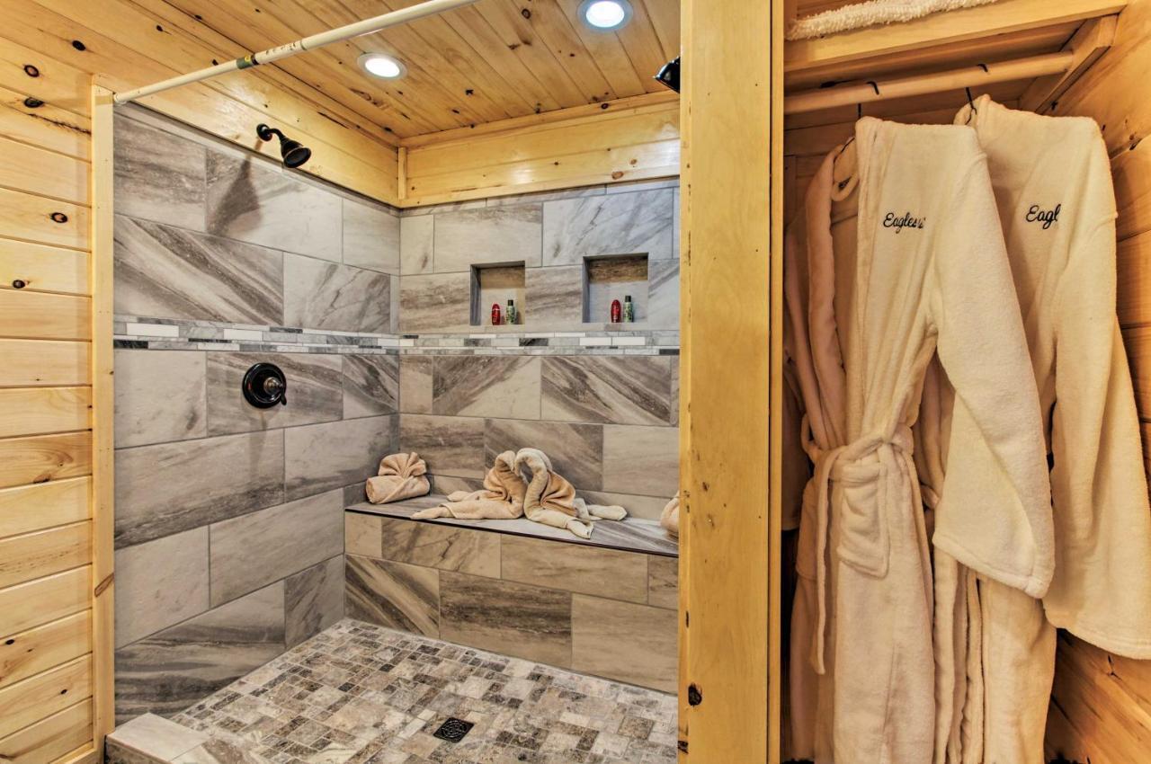 Sevierville Cabin With Private Hot Tub And Fireplace! Bagian luar foto